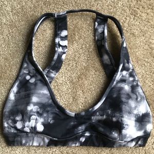 Jo+Jax Patterned Tri-Top